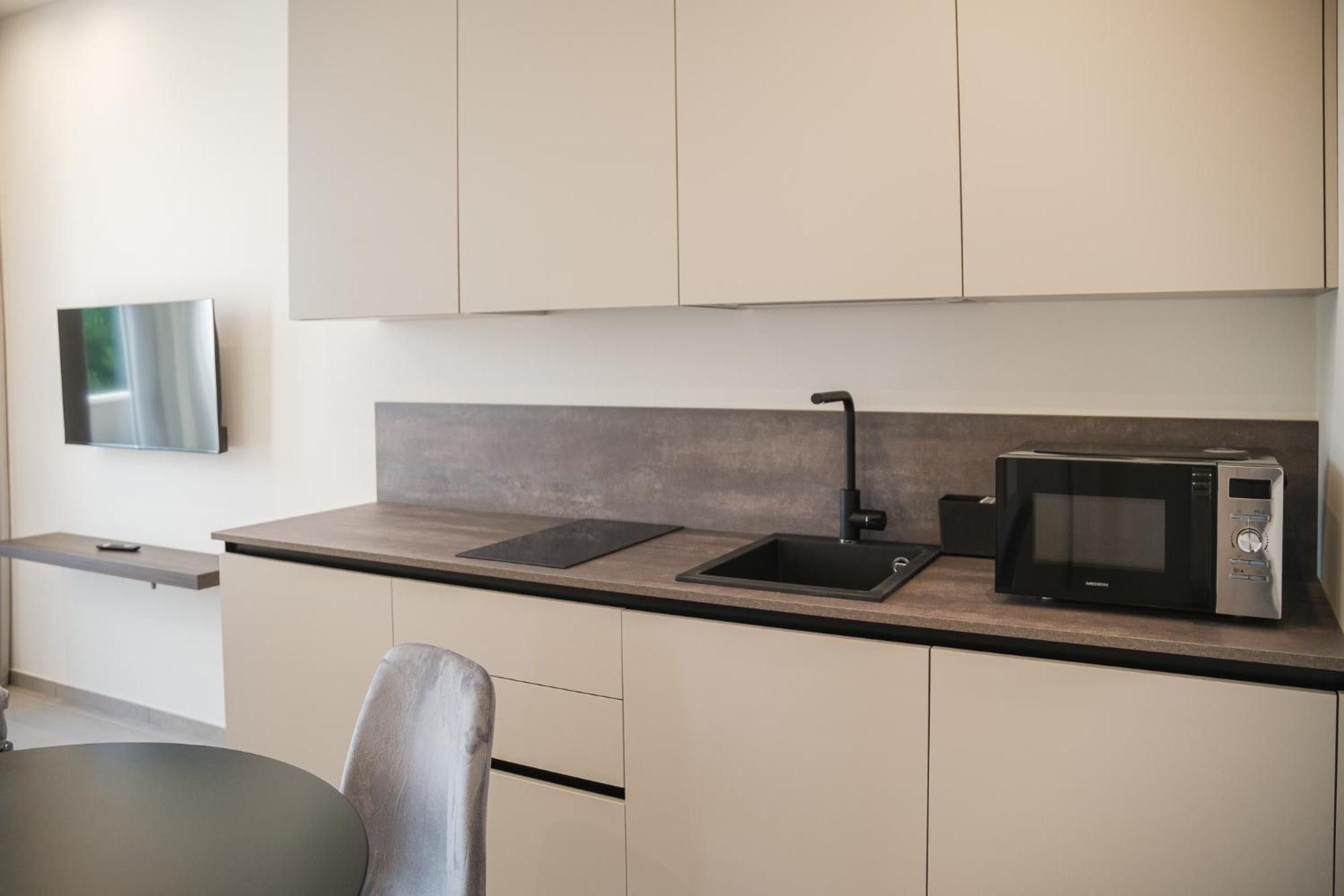 Residence Goldoni6 Suite Apartment Rimini Zewnętrze zdjęcie