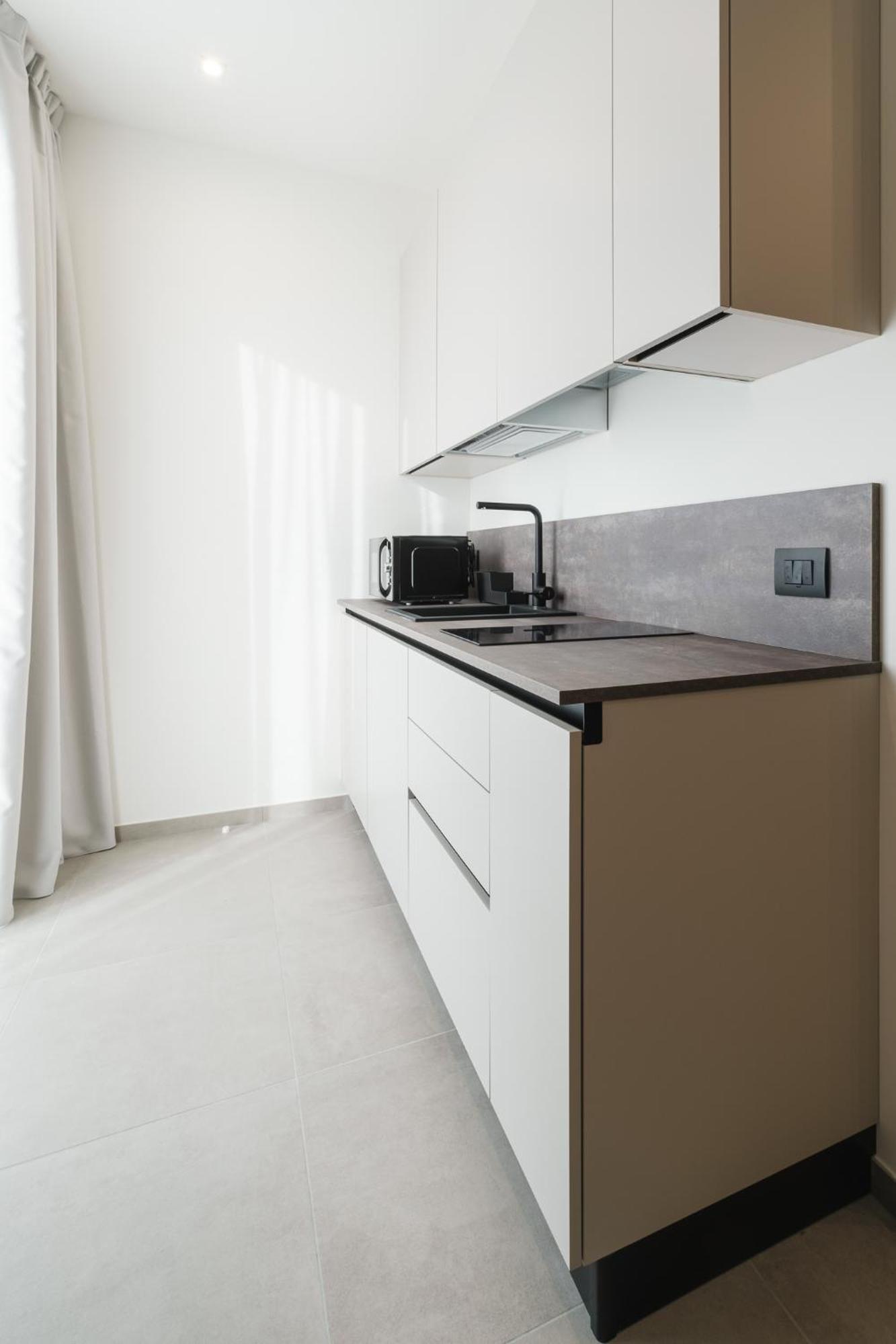 Residence Goldoni6 Suite Apartment Rimini Zewnętrze zdjęcie