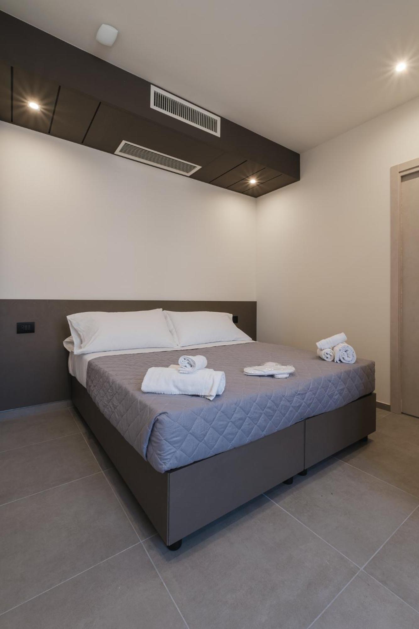 Residence Goldoni6 Suite Apartment Rimini Zewnętrze zdjęcie