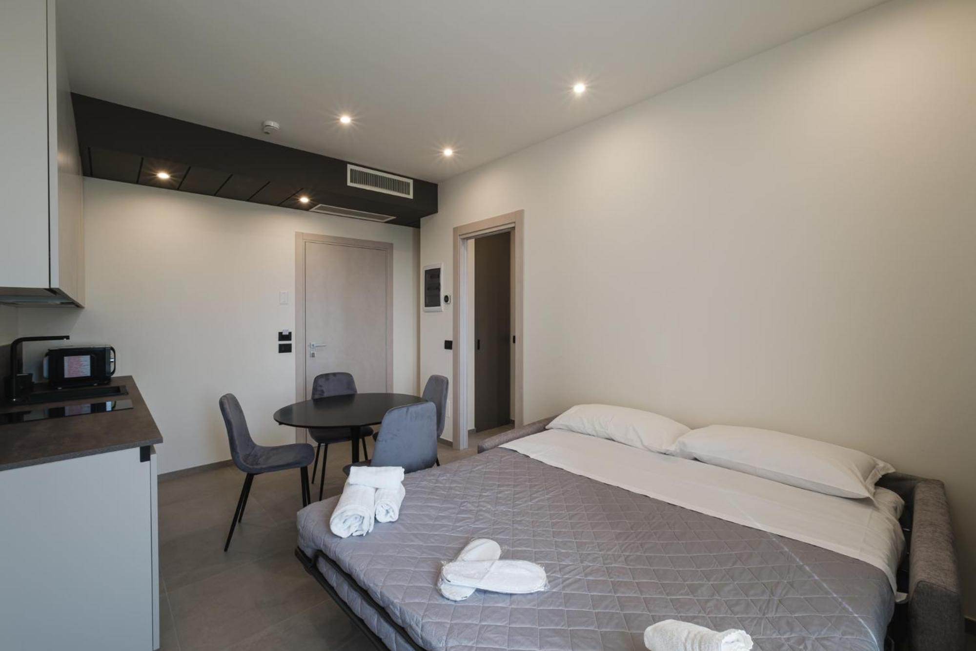 Residence Goldoni6 Suite Apartment Rimini Zewnętrze zdjęcie