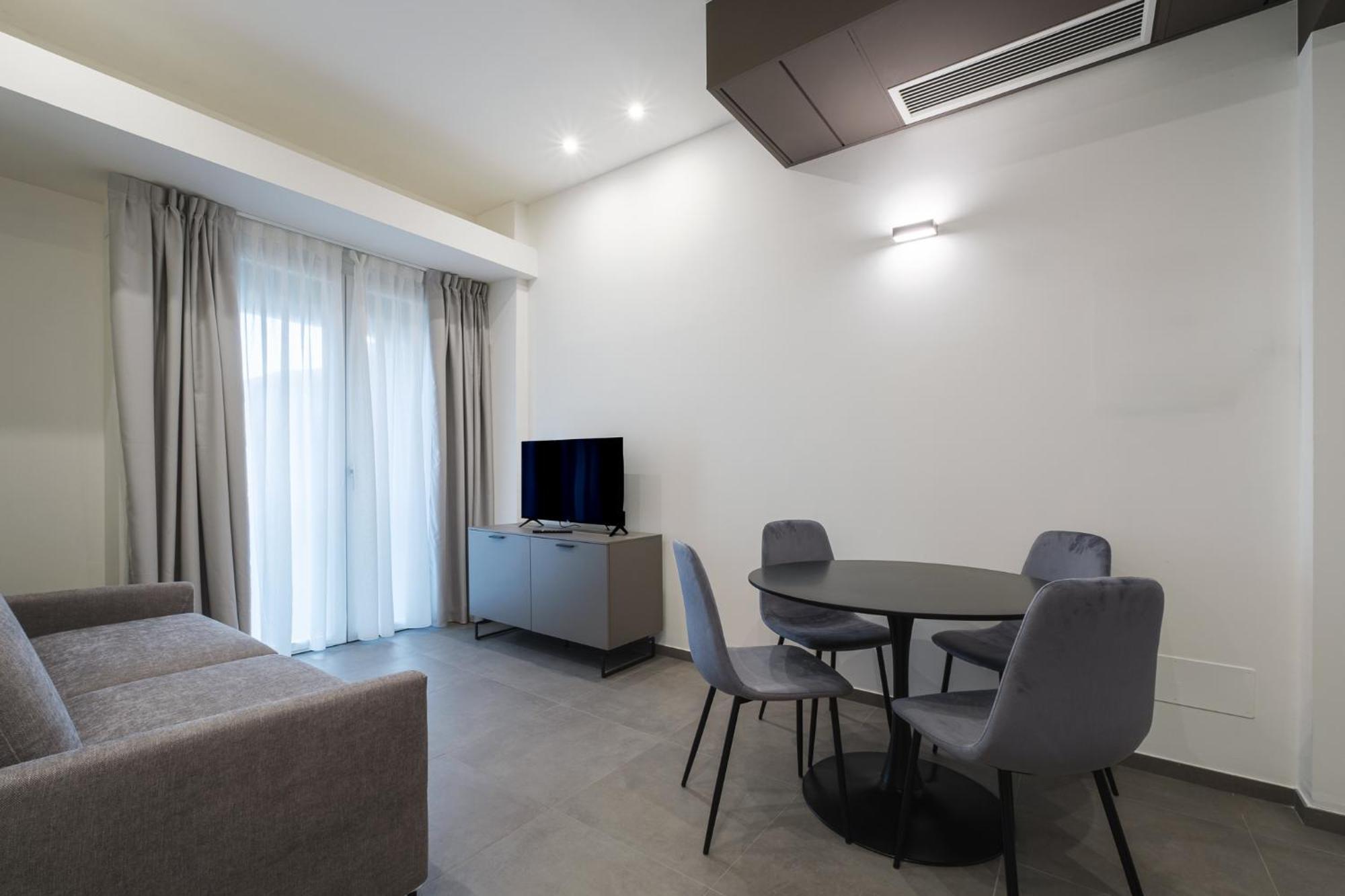 Residence Goldoni6 Suite Apartment Rimini Zewnętrze zdjęcie
