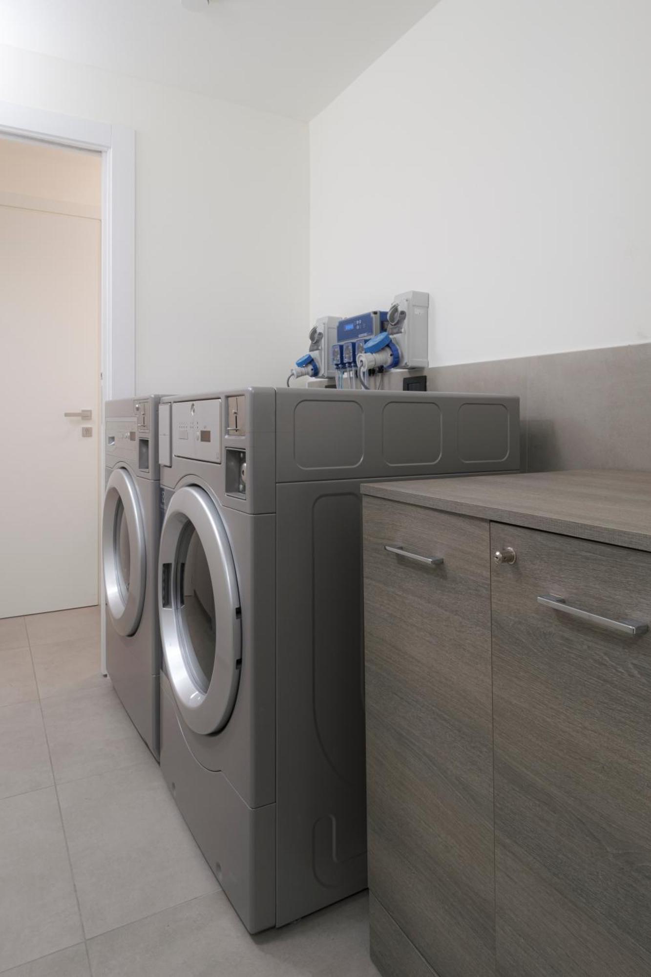 Residence Goldoni6 Suite Apartment Rimini Zewnętrze zdjęcie